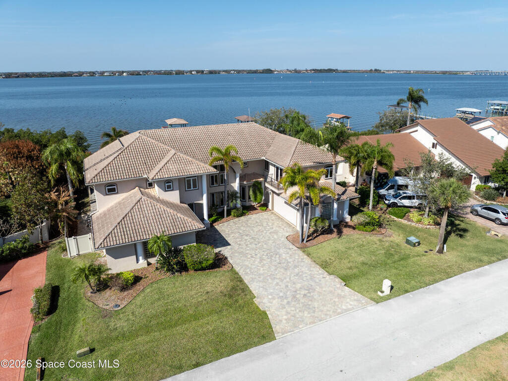 650 Loggerhead Island Drive, Satellite Beach, FL 32937