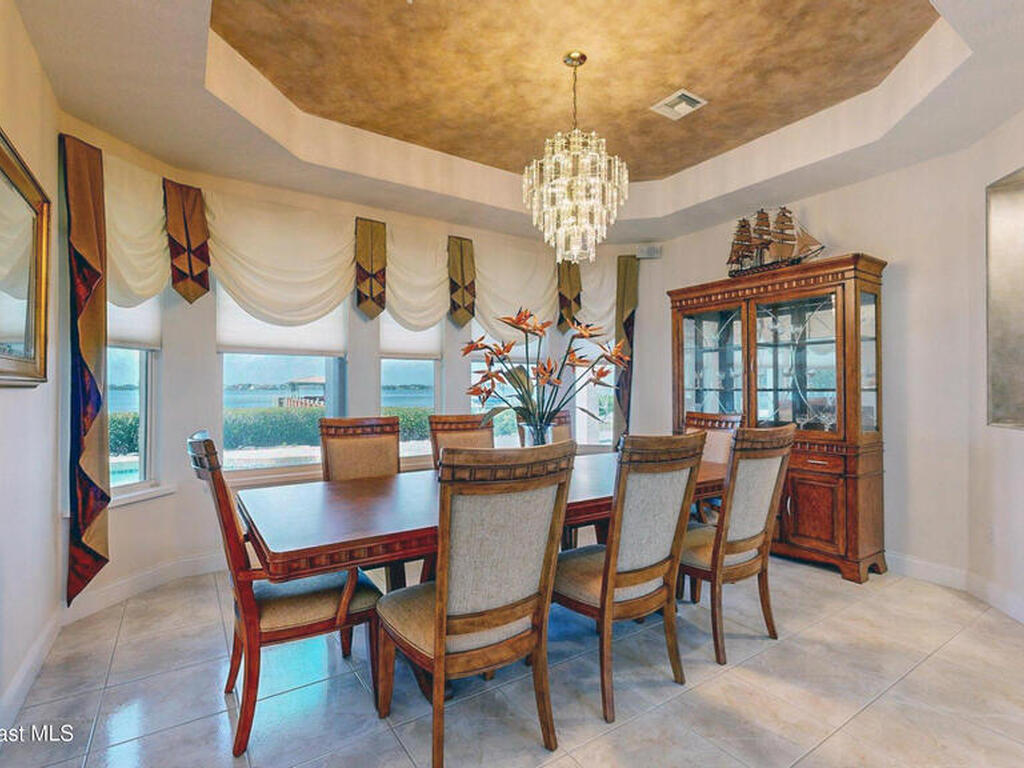 650 Loggerhead Island Drive, Satellite Beach, FL 32937