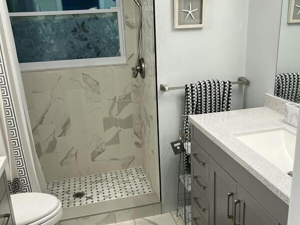 1668 Clover Circle, Melbourne, FL 32935