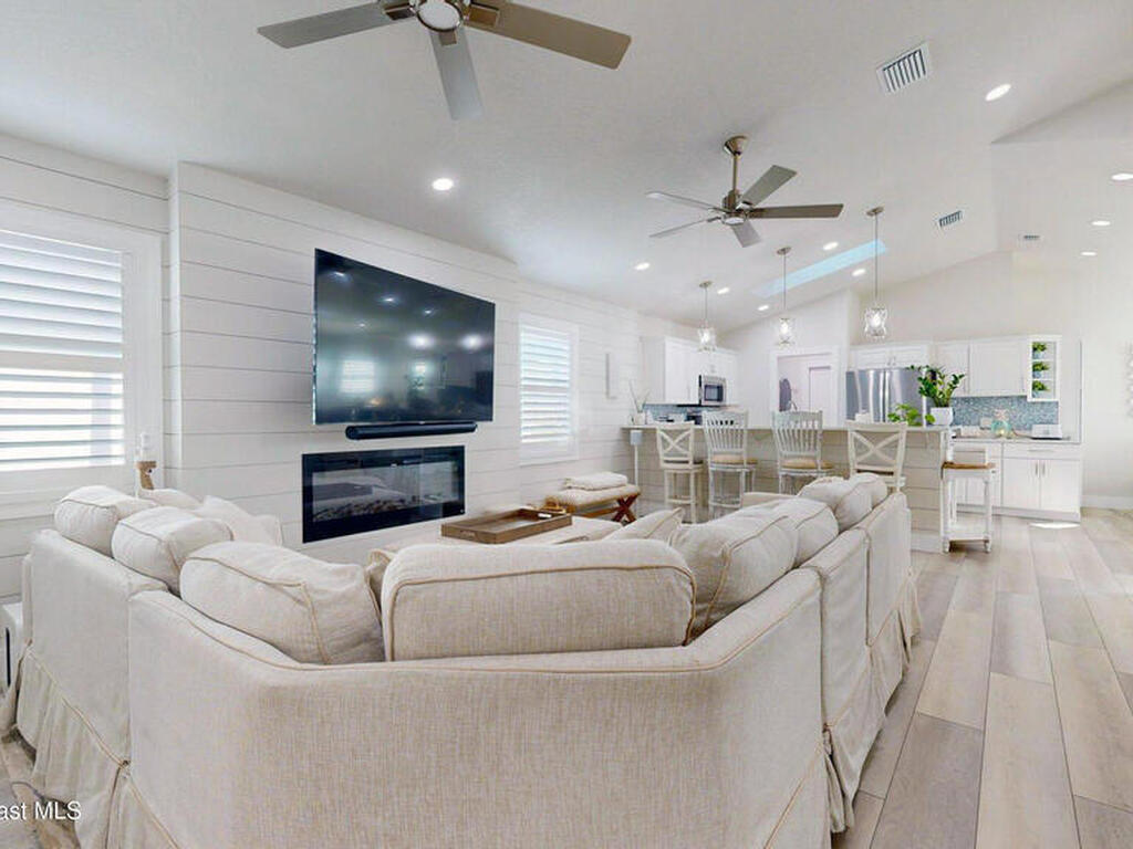 212 Fillmore Avenue, Cape Canaveral, FL 32920