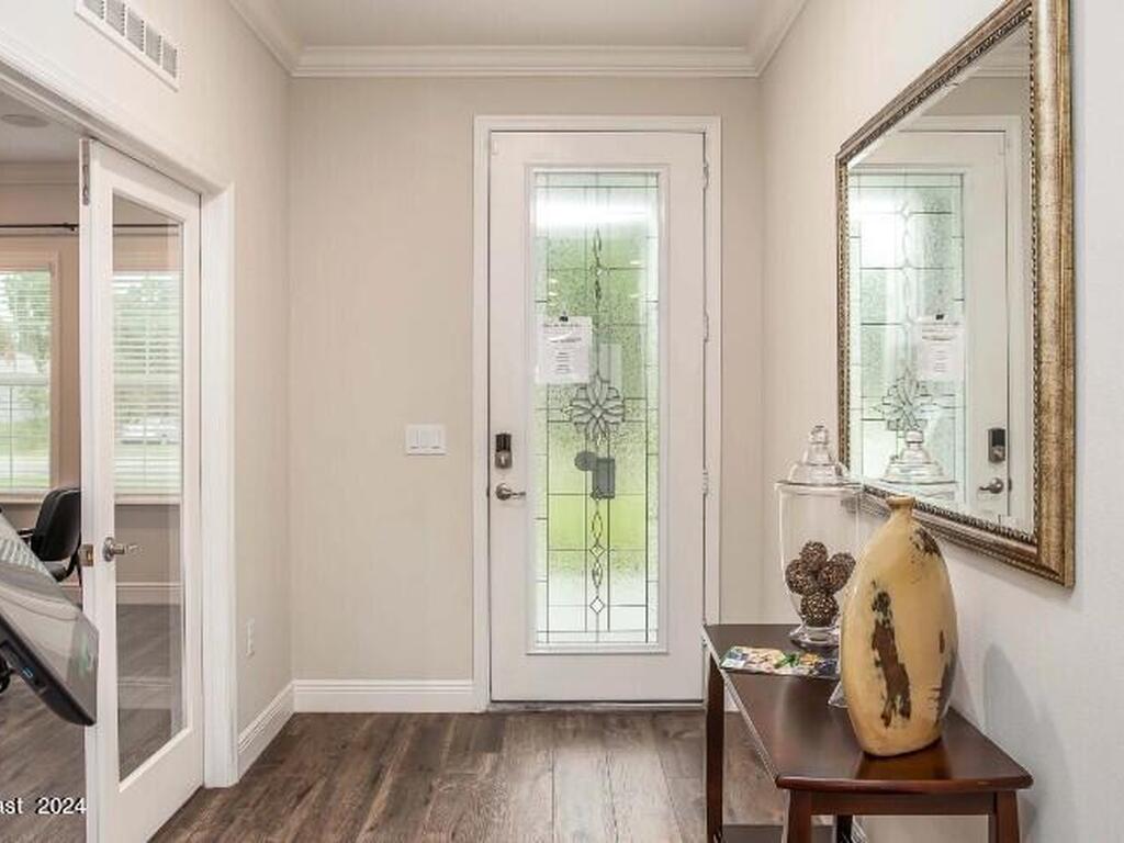 8745 101st Court, Vero Beach, FL 32967