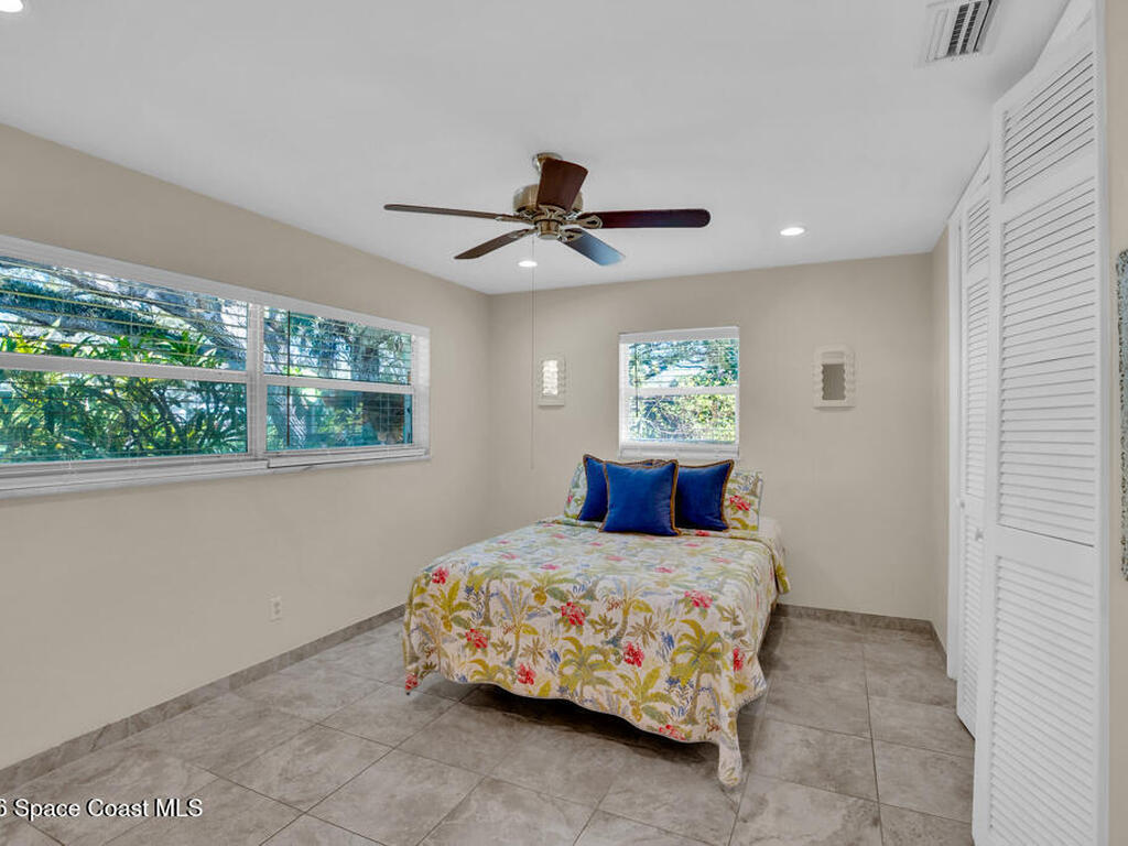 912 Coquina Lane, Vero Beach, FL 32963