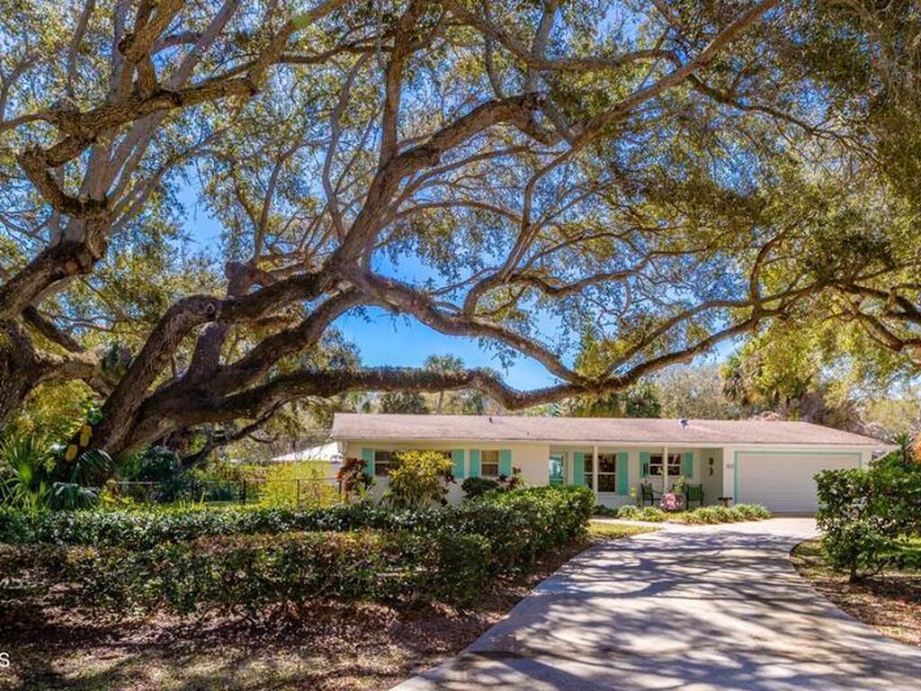 912 Coquina Lane, Vero Beach, FL 32963