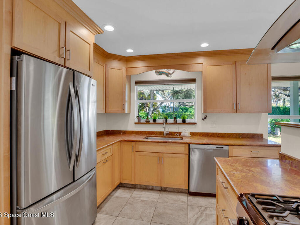 912 Coquina Lane, Vero Beach, FL 32963