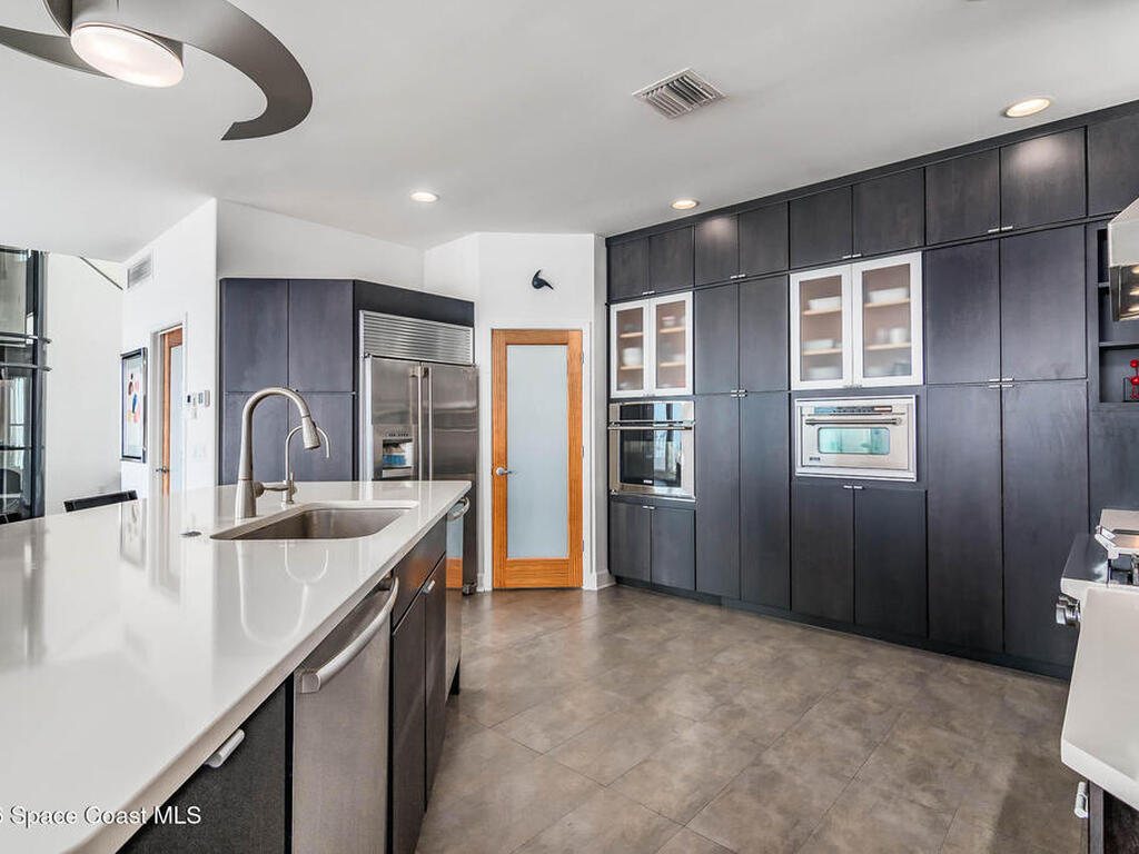 1870 Harbor Point Drive, Merritt Island, FL 32952