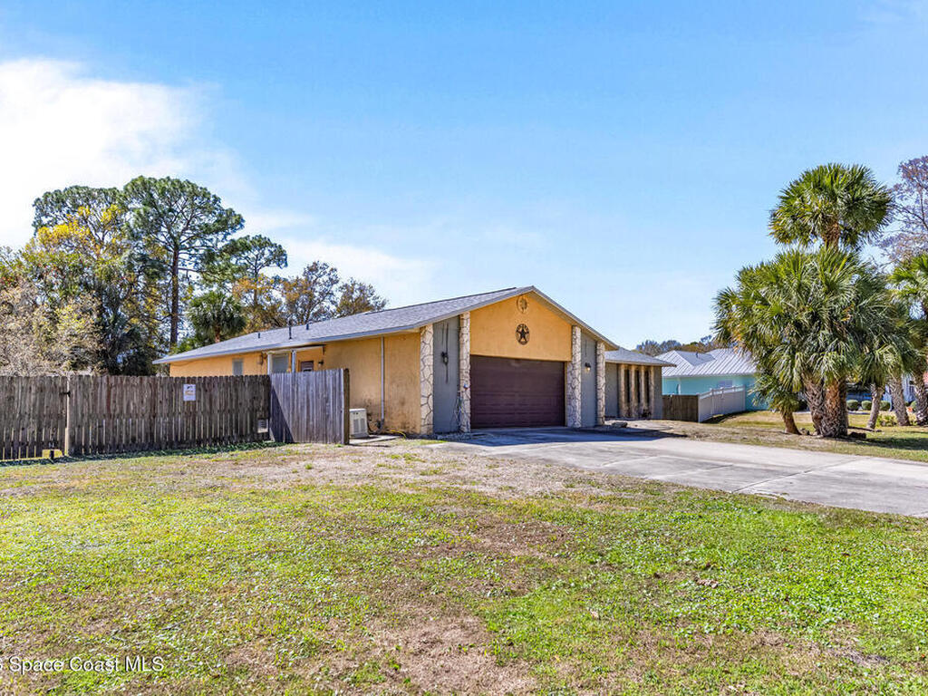 4651 N Friday Circle, Cocoa, FL 32926