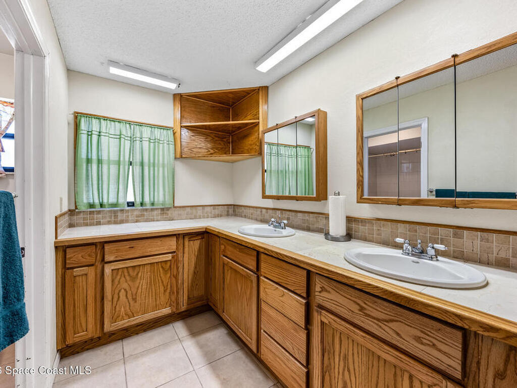 4651 N Friday Circle, Cocoa, FL 32926