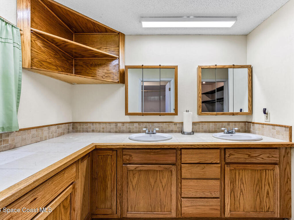 4651 N Friday Circle, Cocoa, FL 32926