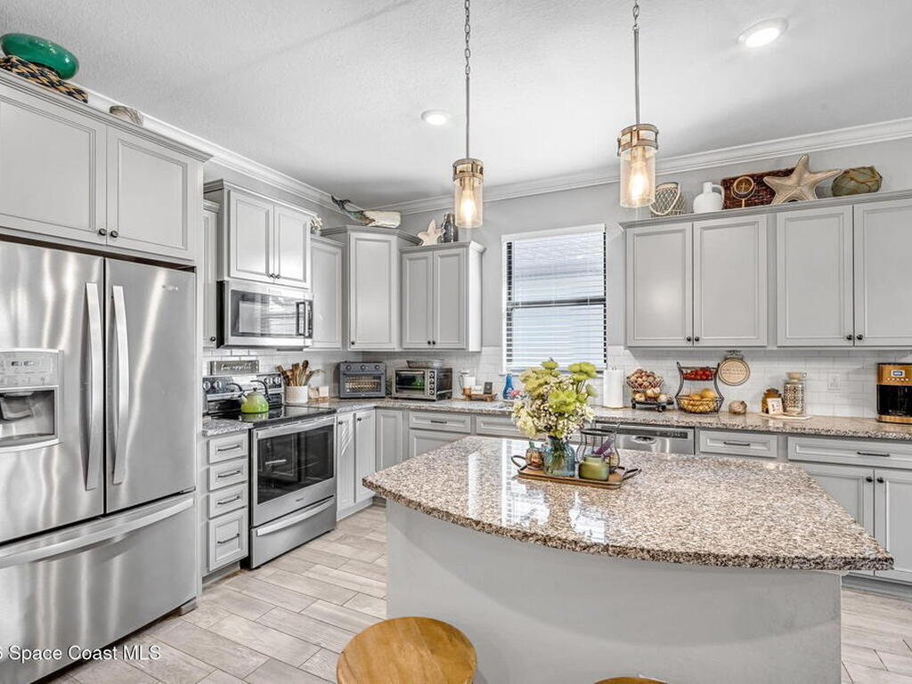 5218 Jasper Square, Vero Beach, FL 32967