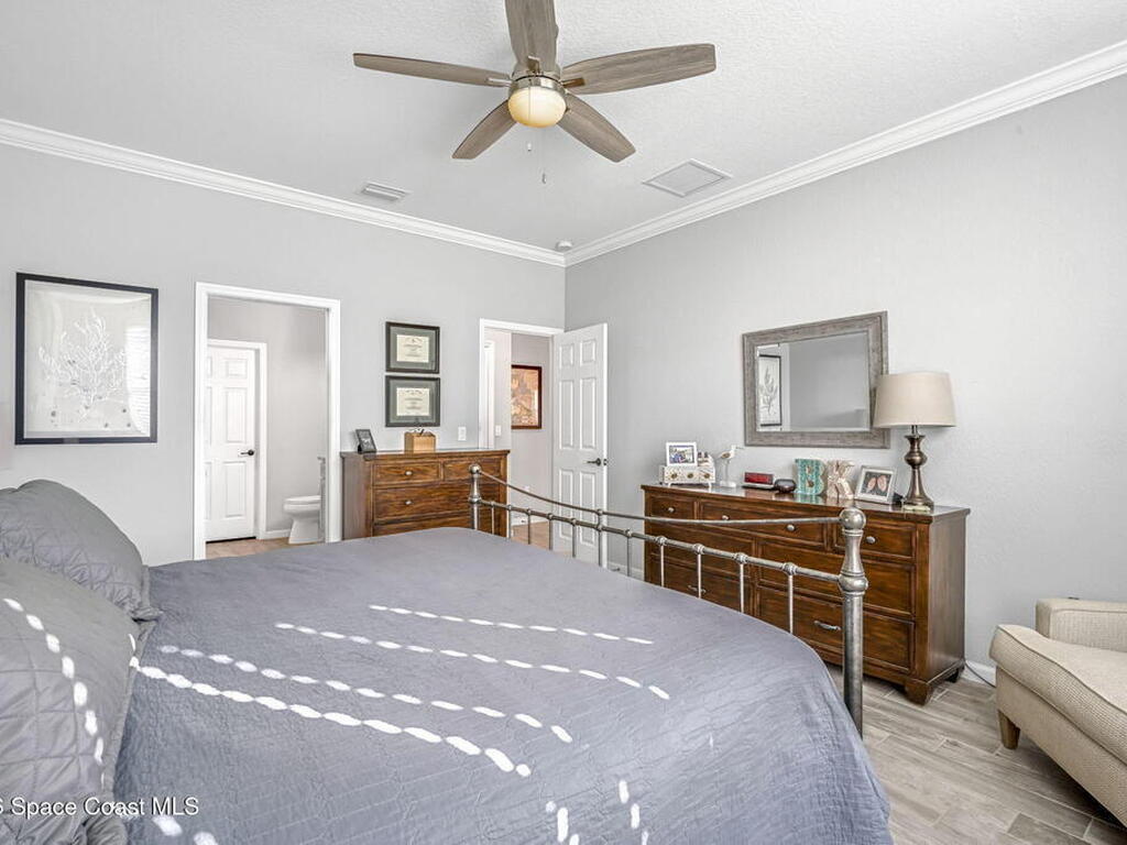 5218 Jasper Square, Vero Beach, FL 32967