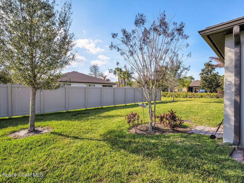 5218 Jasper Square, Vero Beach, FL 32967