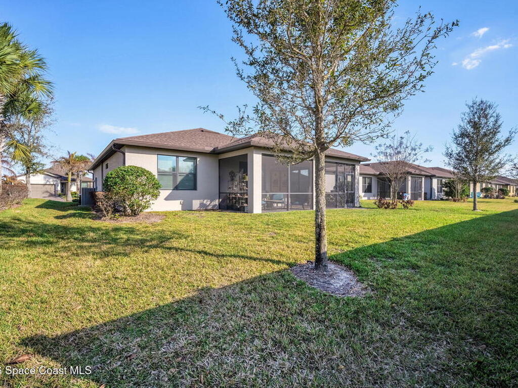 5218 Jasper Square, Vero Beach, FL 32967