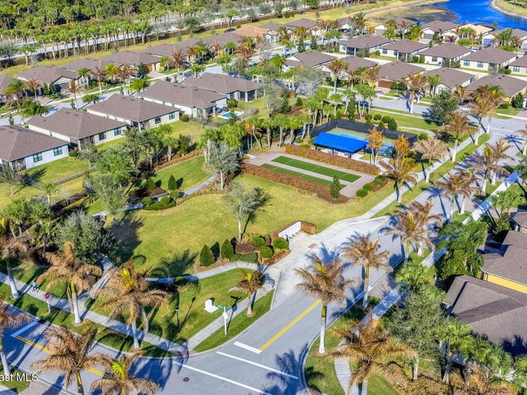 5218 Jasper Square, Vero Beach, FL 32967