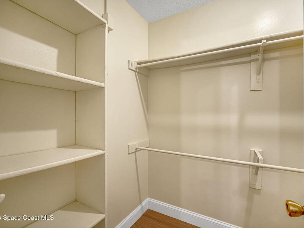 225 S Tropical Trail, Merritt Island, FL 32952