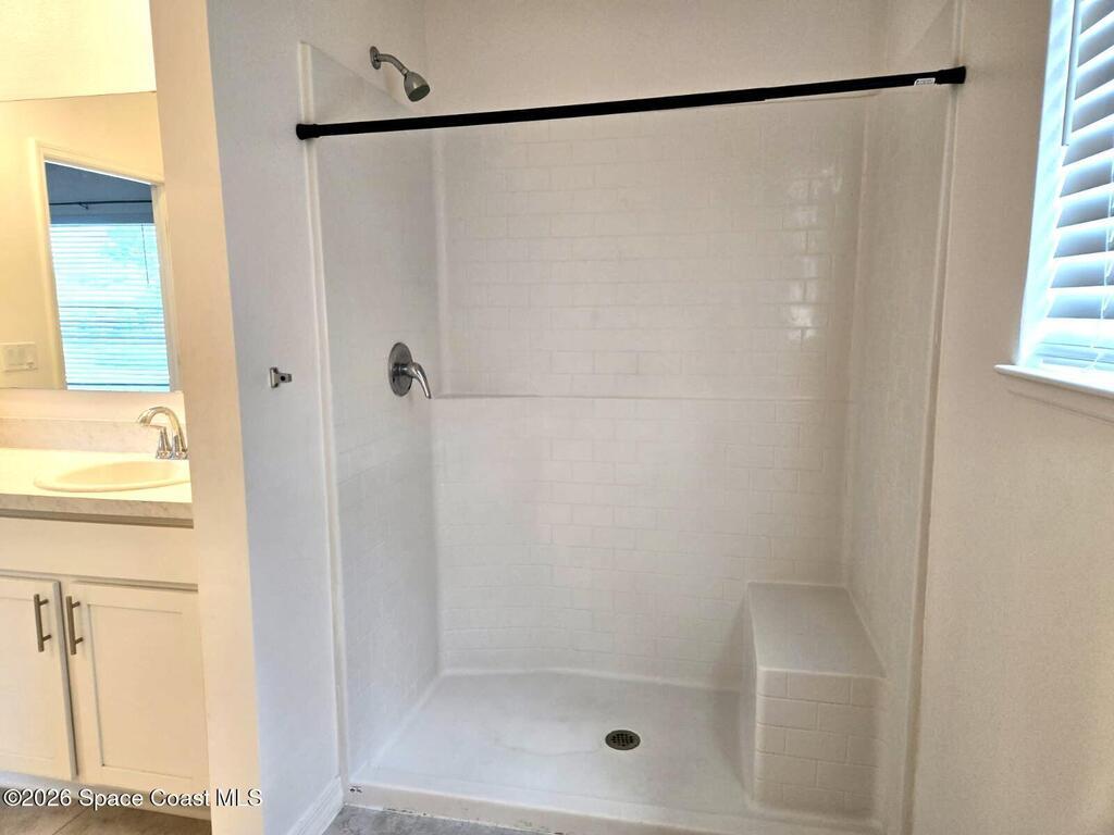 8975 102nd Avenue, Vero Beach, FL 32967