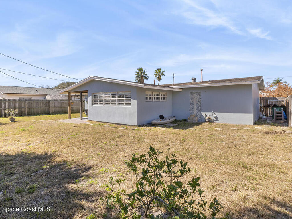 250 Harbour Drive, Indian Harbour Beach, FL 32937