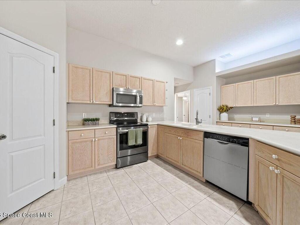 4990 Somerville Drive, Rockledge, FL 32955