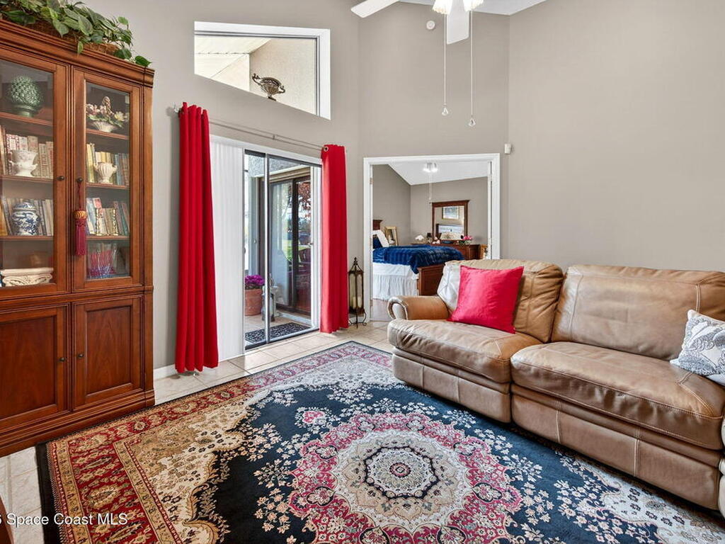 2322 Early Dawn Circle, Melbourne, FL 32935