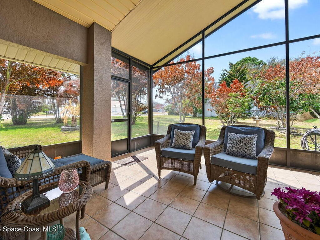 2322 Early Dawn Circle, Melbourne, FL 32935