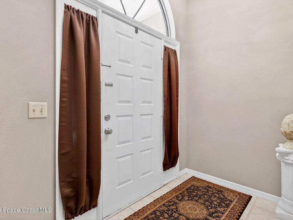 2322 Early Dawn Circle, Melbourne, FL 32935