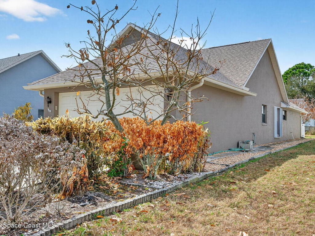 2322 Early Dawn Circle, Melbourne, FL 32935