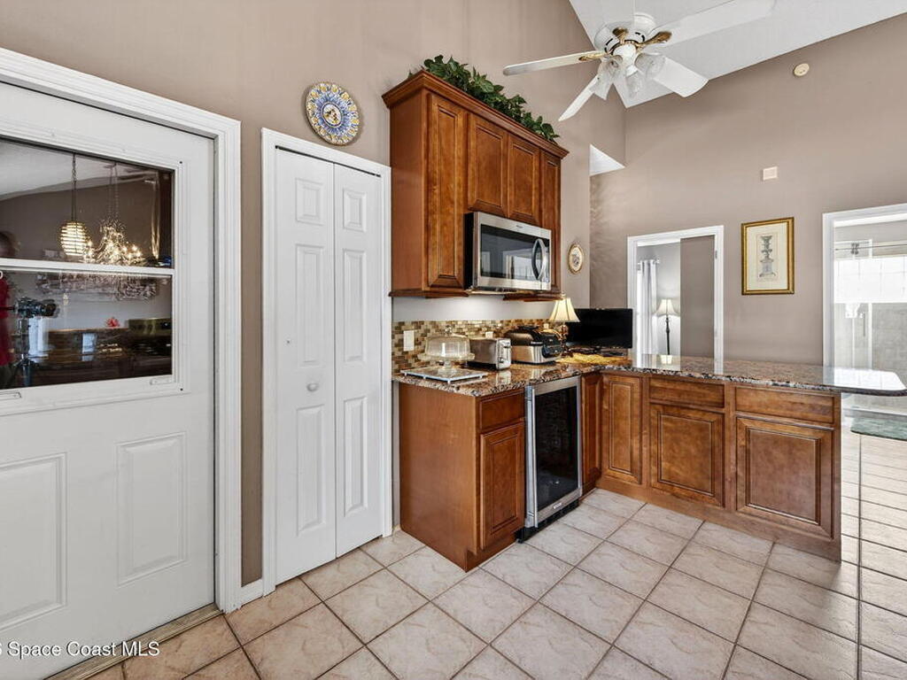 2322 Early Dawn Circle, Melbourne, FL 32935