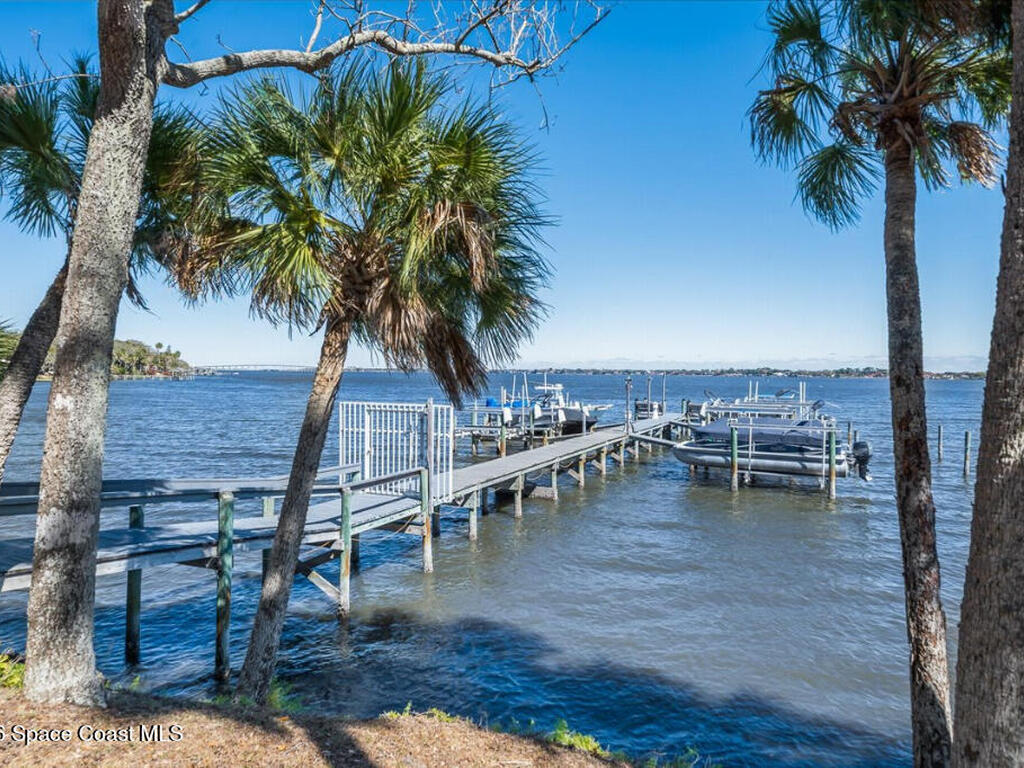 35 River Ridge Drive, Rockledge, FL 32955