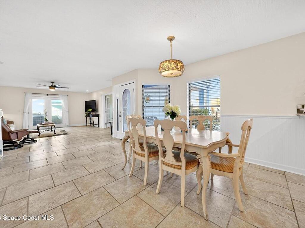 526 Jefferson Avenue, Cape Canaveral, FL 32920