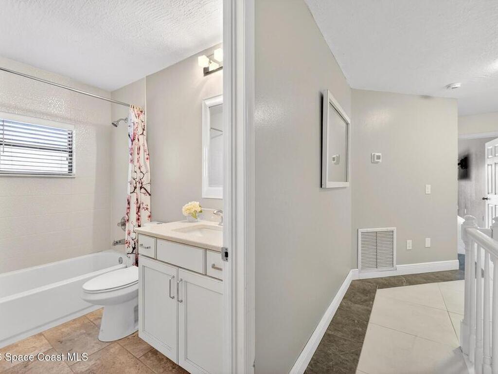 526 Jefferson Avenue, Cape Canaveral, FL 32920