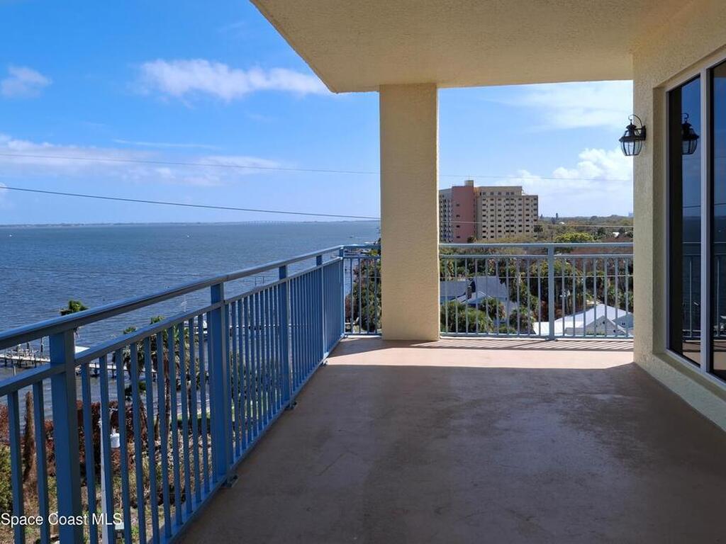 1437 Pineapple Avenue, Melbourne, FL 32935