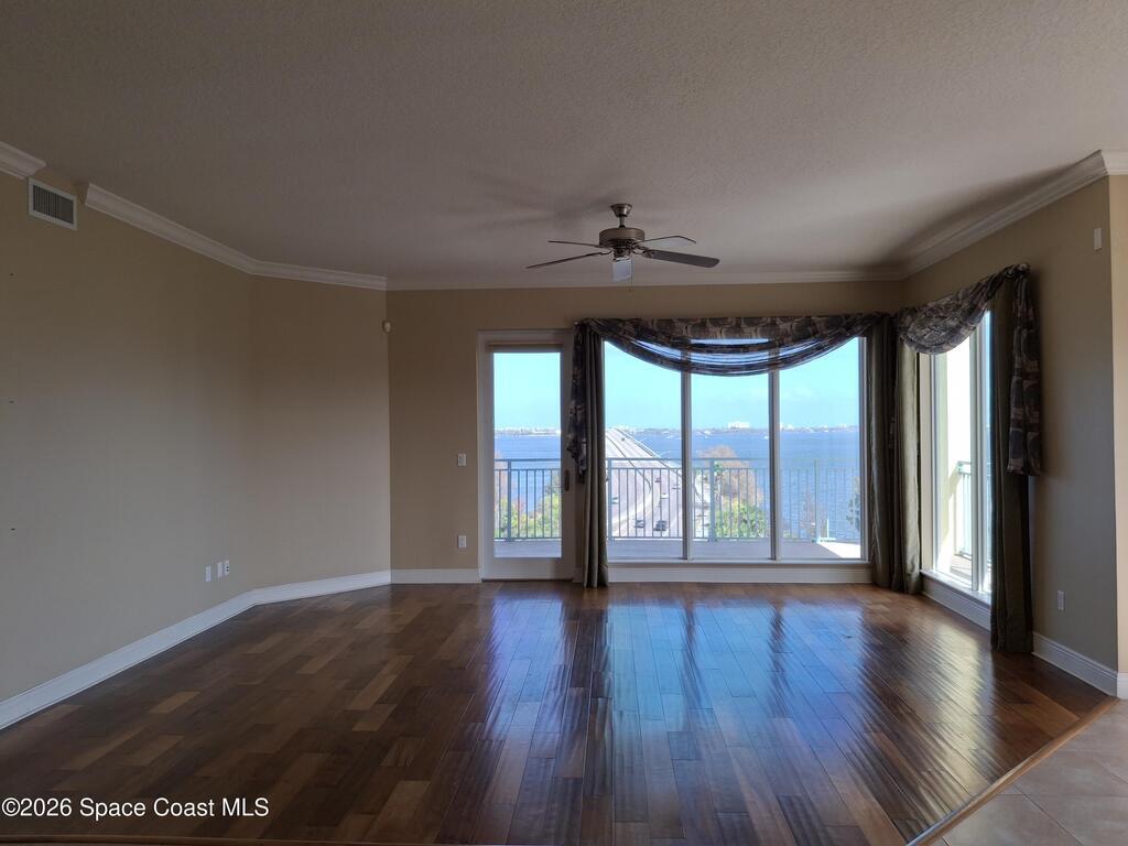 1437 Pineapple Avenue, Melbourne, FL 32935