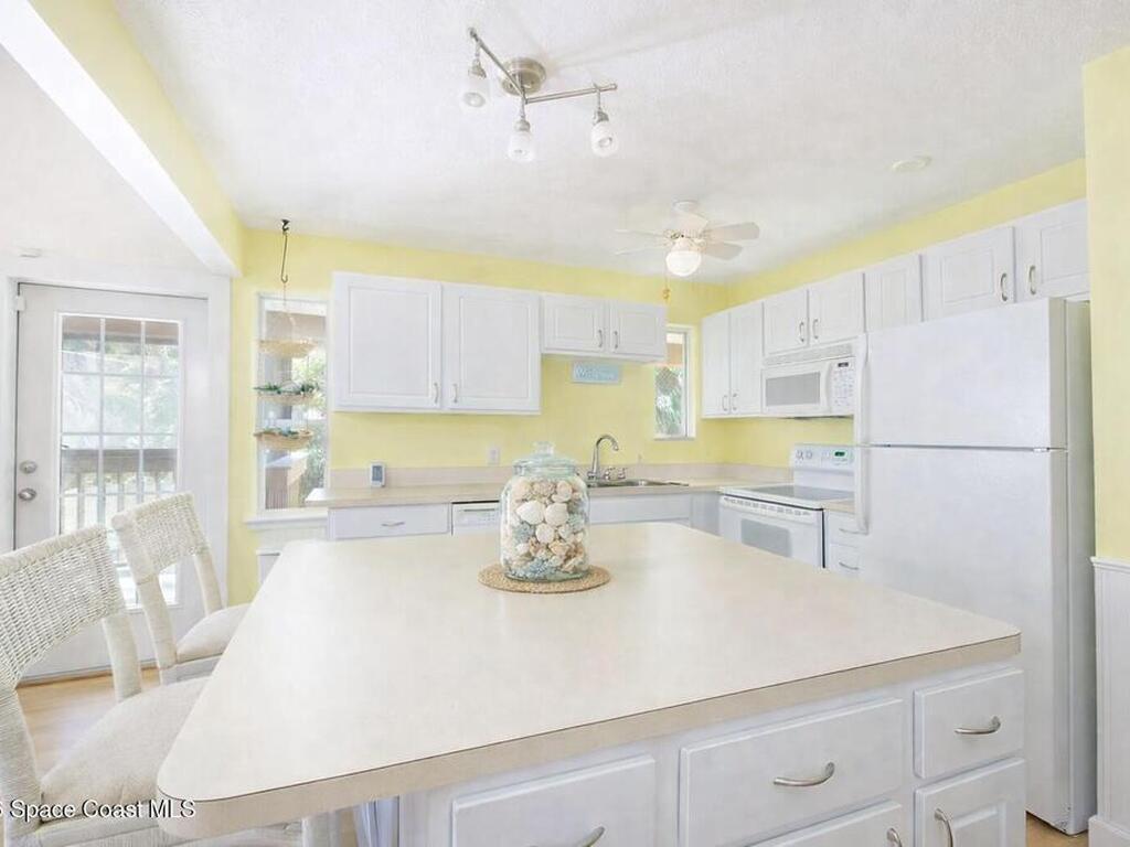 6310 Treetop Drive, Melbourne Beach, FL 32951