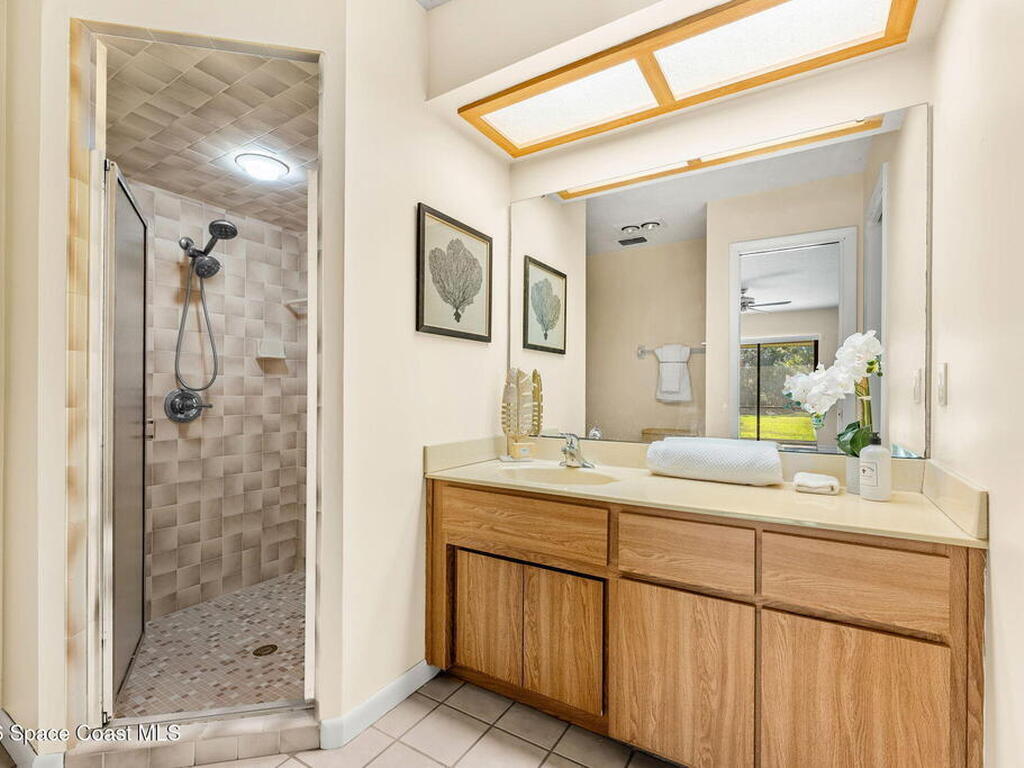 2213 Woodlawn Circle, Melbourne, FL 32934