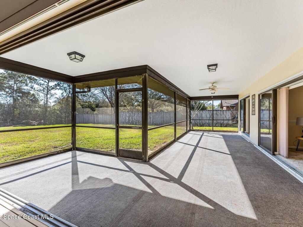 2213 Woodlawn Circle, Melbourne, FL 32934