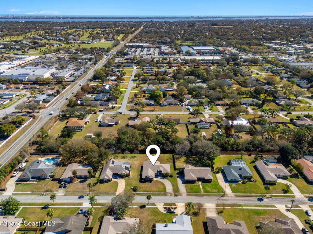 2213 Woodlawn Circle, Melbourne, FL 32934