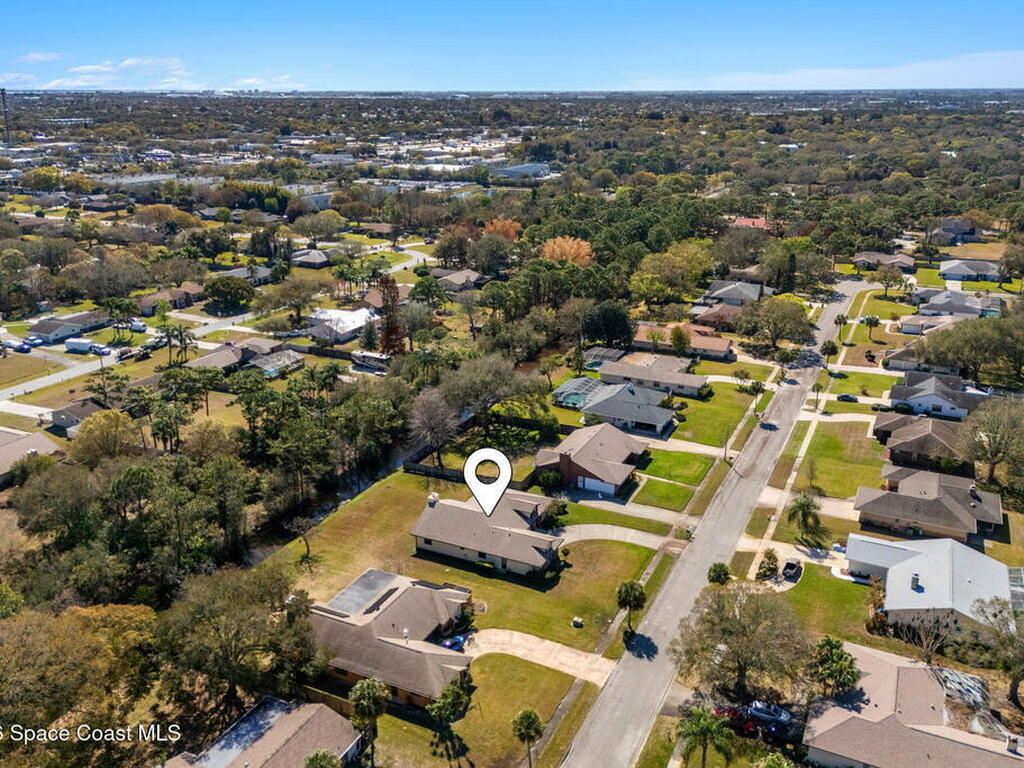 2213 Woodlawn Circle, Melbourne, FL 32934