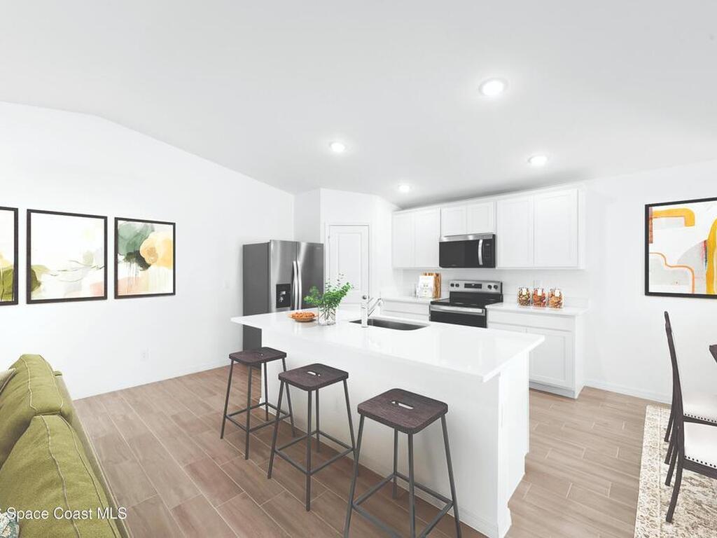 598 Forrest Hills Street, Palm Bay, FL 32908