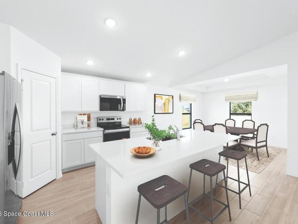 598 Forrest Hills Street, Palm Bay, FL 32908