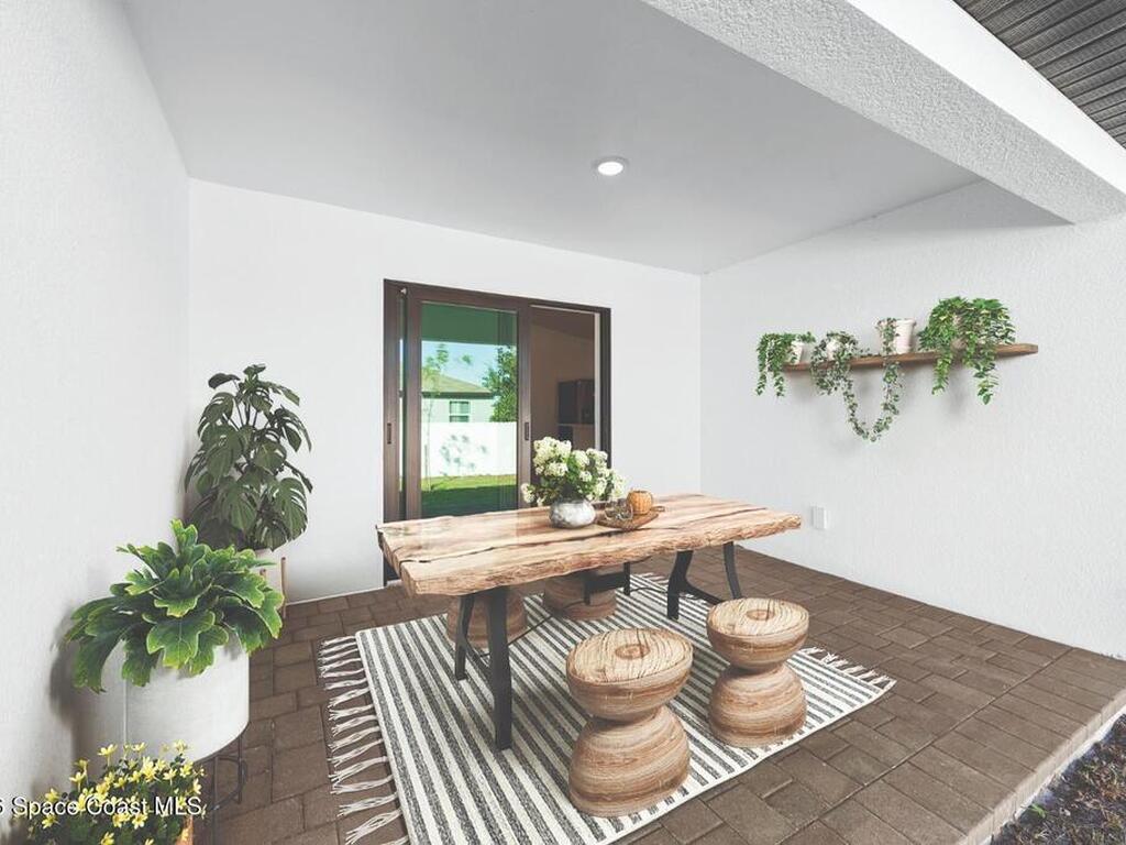 598 Forrest Hills Street, Palm Bay, FL 32908