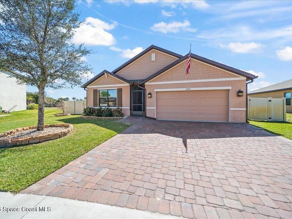 7499 Tourmaline Drive, Grant, FL 32949
