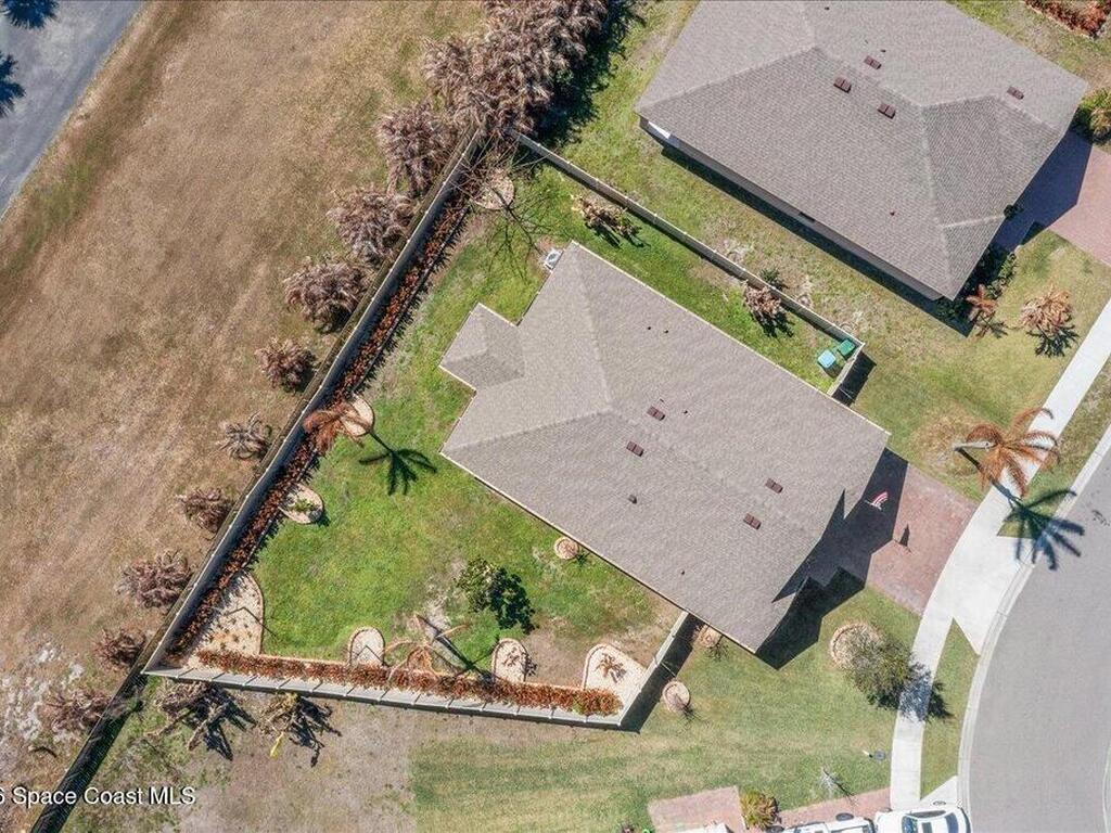 7499 Tourmaline Drive, Grant, FL 32949
