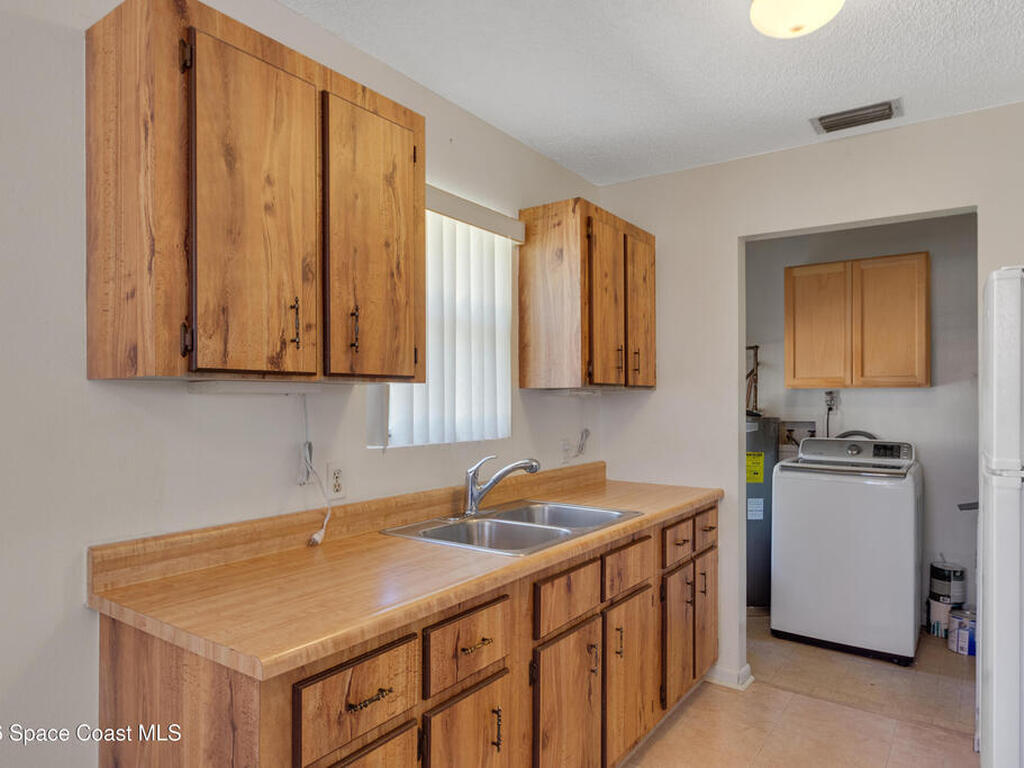 117 Acorn Terrace, Sebastian, FL 32958