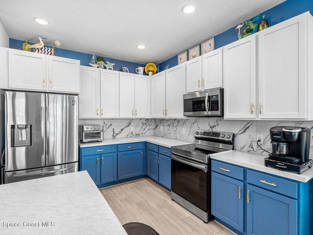 1099 Corbin Circle, Palm Bay, FL 32908