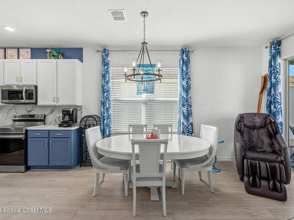 1099 Corbin Circle, Palm Bay, FL 32908