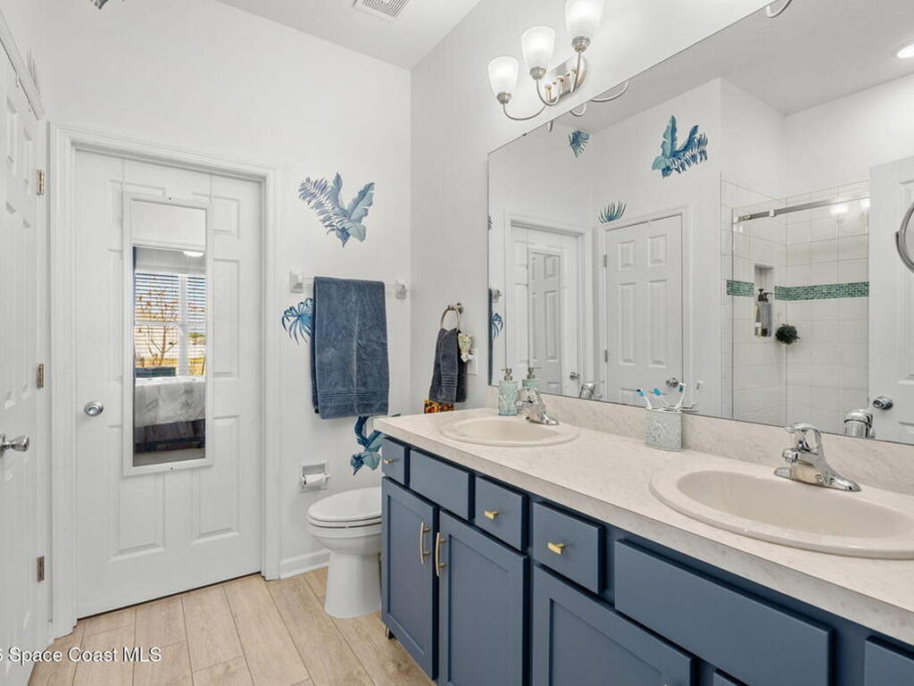 1099 Corbin Circle, Palm Bay, FL 32908