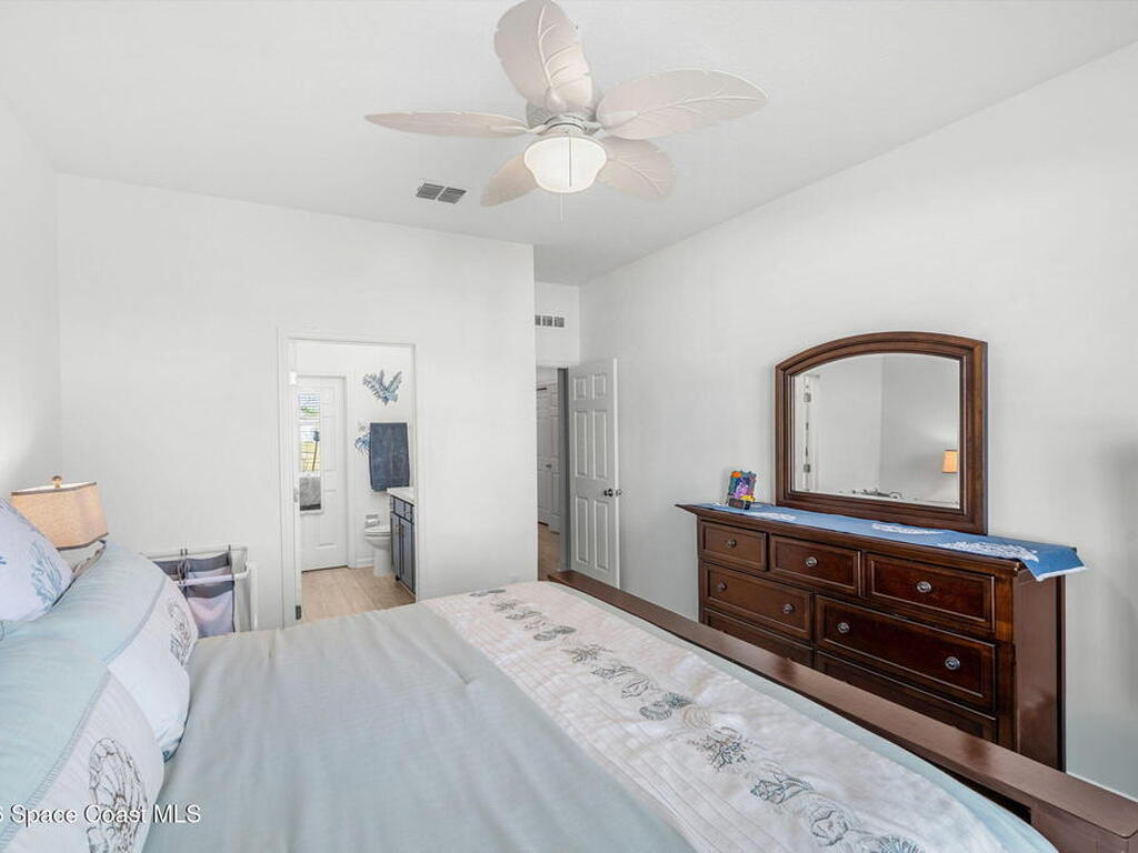 1099 Corbin Circle, Palm Bay, FL 32908