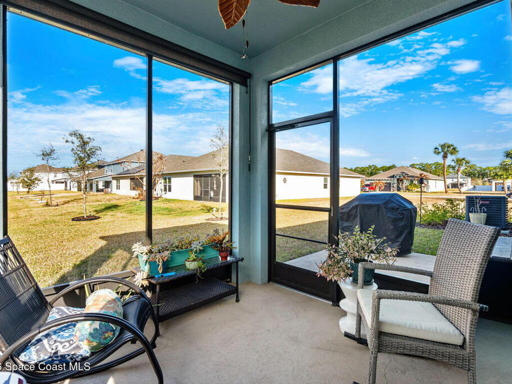1099 Corbin Circle, Palm Bay, FL 32908