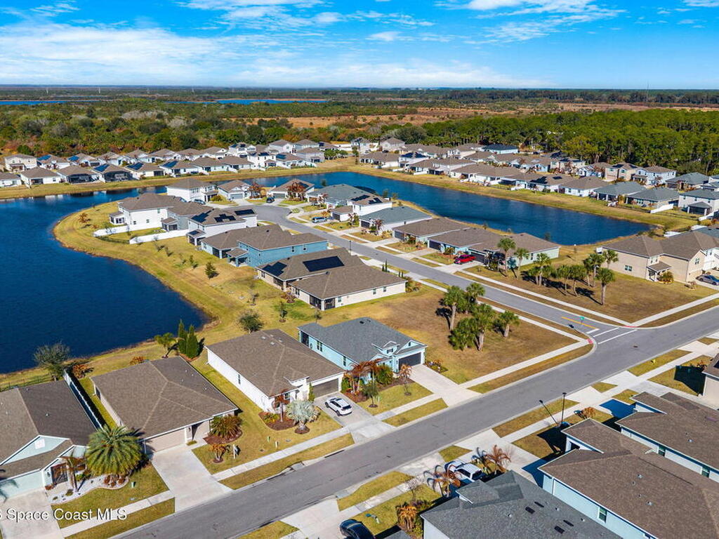 1099 Corbin Circle, Palm Bay, FL 32908