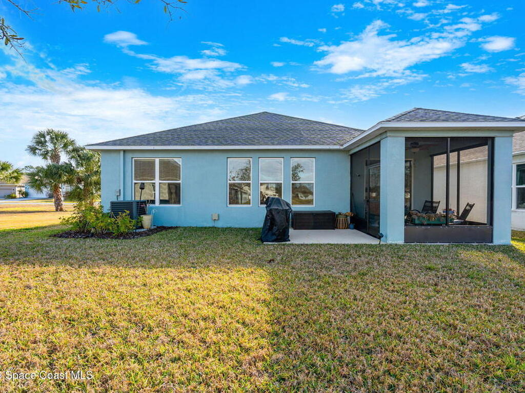 1099 Corbin Circle, Palm Bay, FL 32908