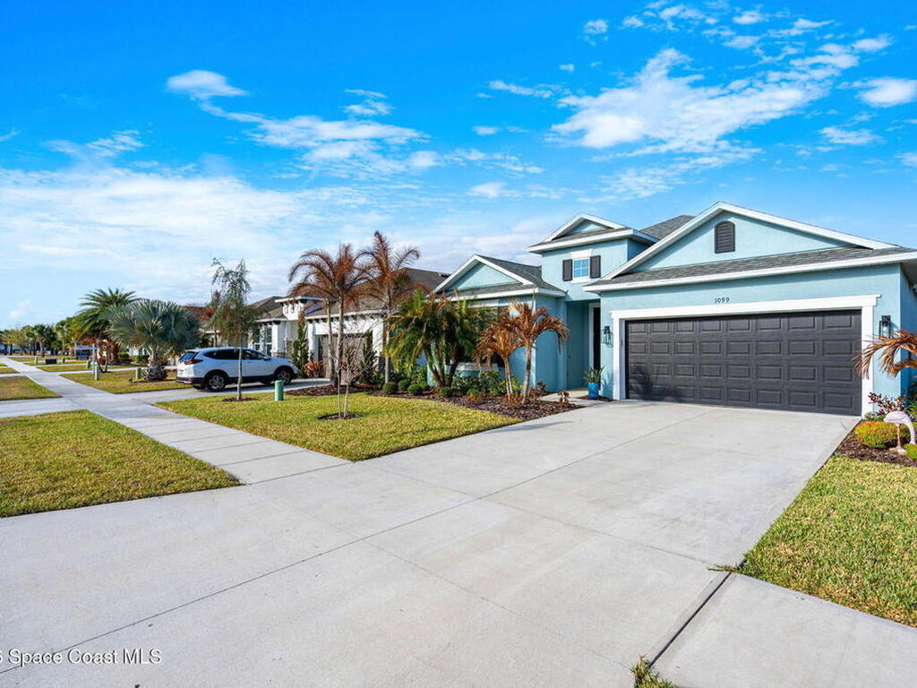 1099 Corbin Circle, Palm Bay, FL 32908